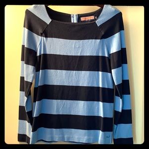 vineyard vines women’s striped top size medium